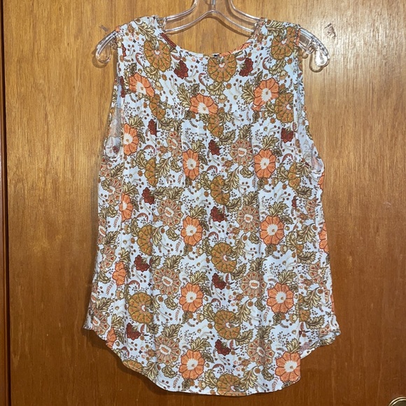 •CYNTHIA ROWLEY•BOHO IVORY FLORAL SMOCKING SHOULDER V NECK TANK TOP MEDIUM EUC - Picture 2 of 7